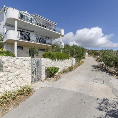 Apartments Mil - 80M From The Sea Sevid Exterior foto