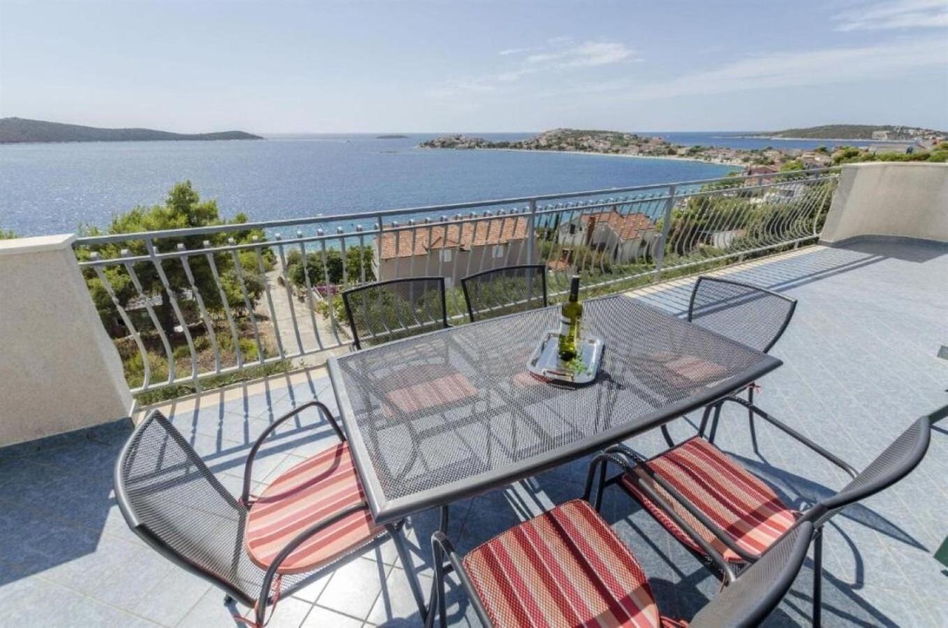 Apartments Mil - 80M From The Sea Sevid Exterior foto